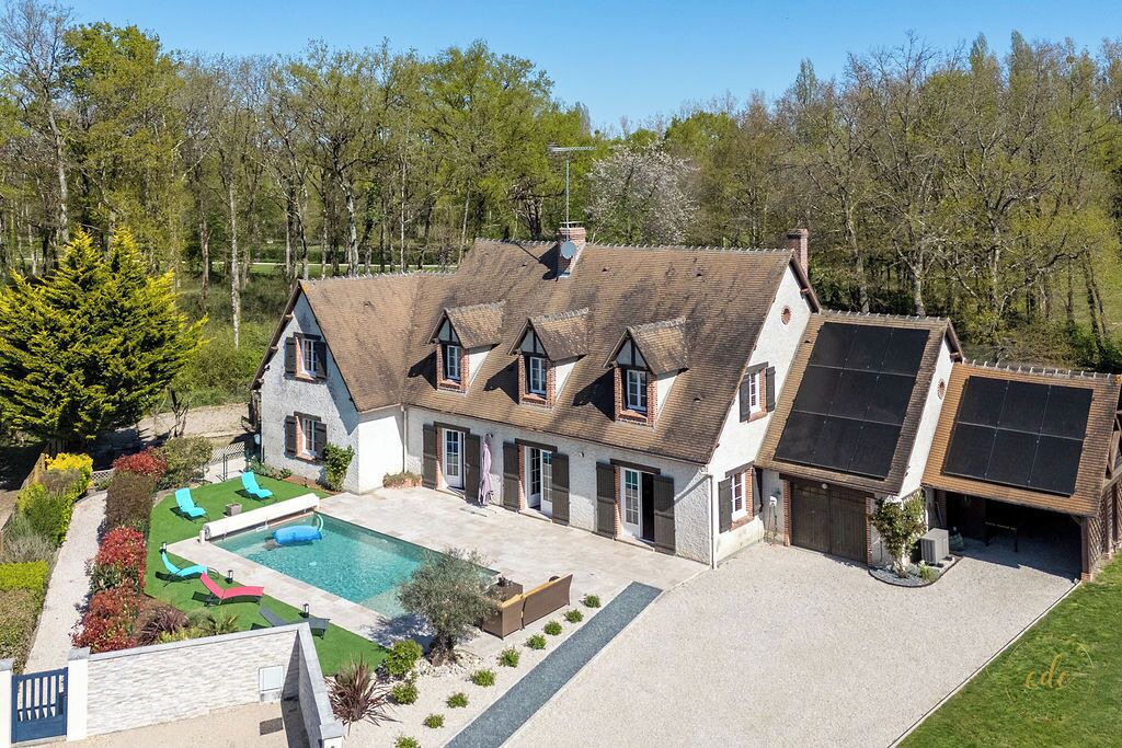 Photo of Outdoor in Chaumont-sur-Tharonne