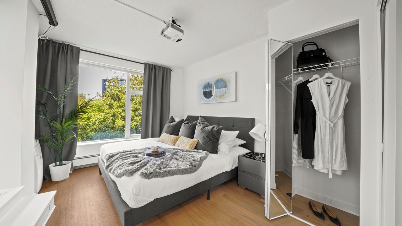 Photo of Bedroom in Gastown