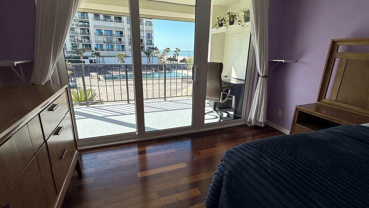 Photo of Bedroom in Sand Key