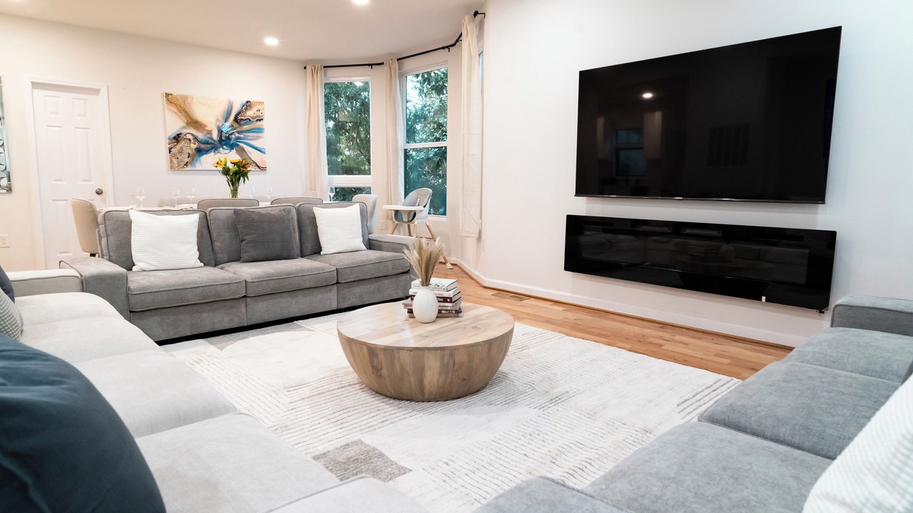 Photo of Livingroom in Ballston