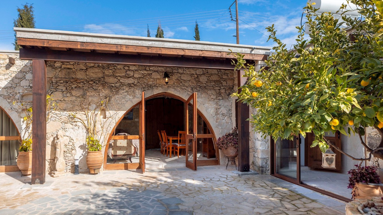 Photo of Outdoor in Pano Arodhes