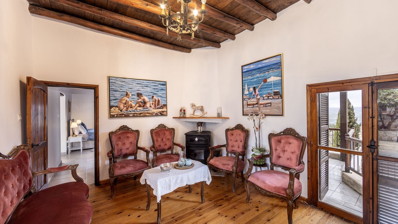 Photo of Livingroom in Pano Arodhes