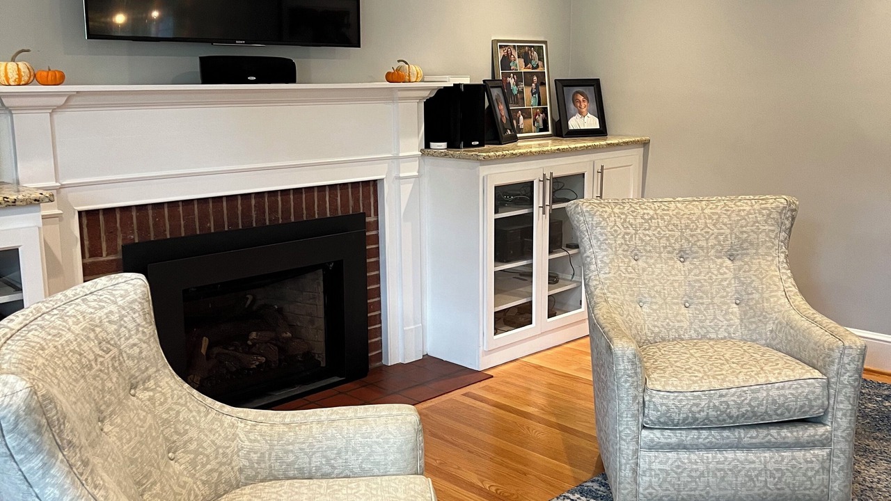 Photo of Livingroom in Blacksburg
