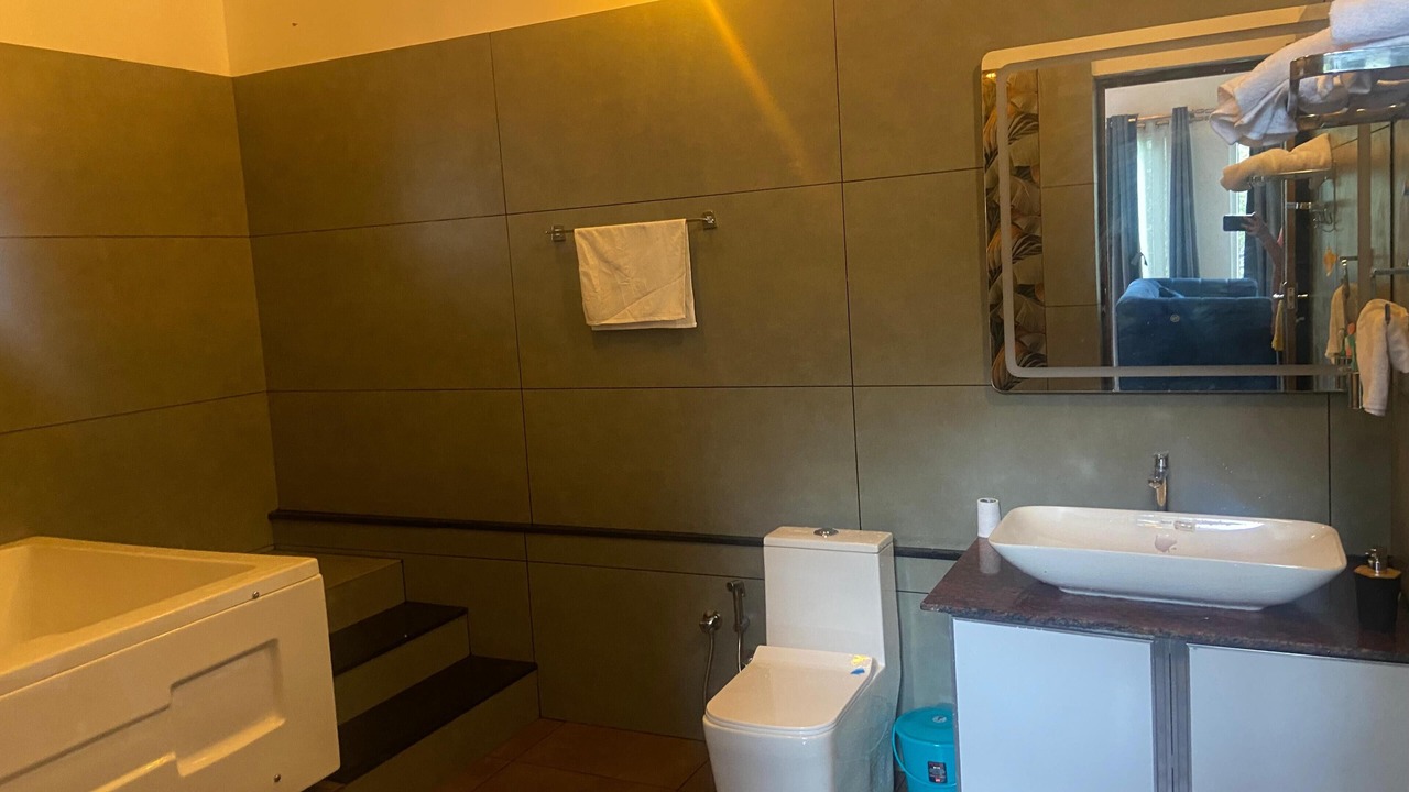 Photo of Bathroom in Vayittiri