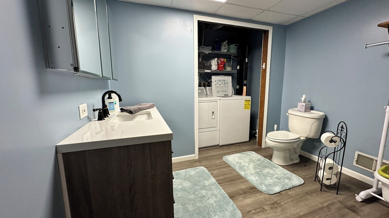 Photo of Bathroom in Loretto