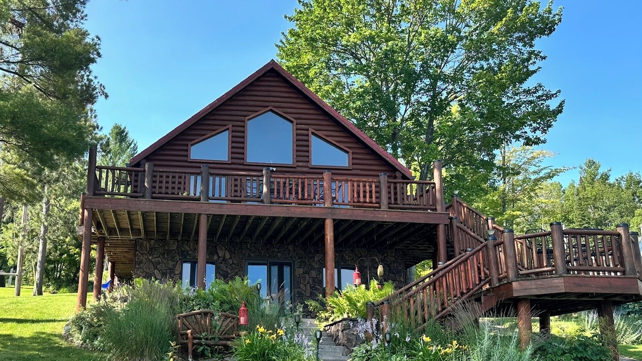 Photo of Outdoor in Loretto