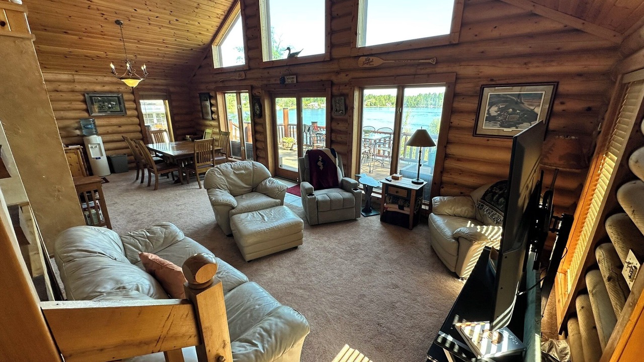 Photo of Livingroom in Loretto