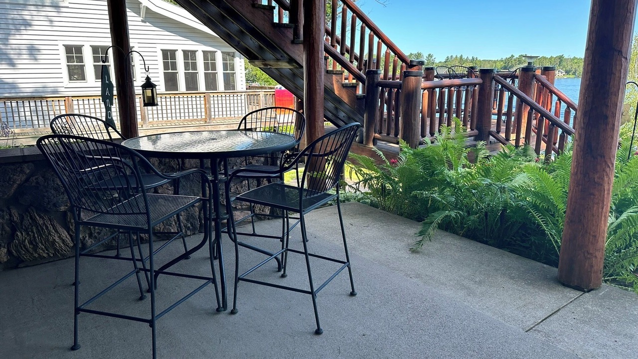 Photo of Outdoor in Loretto