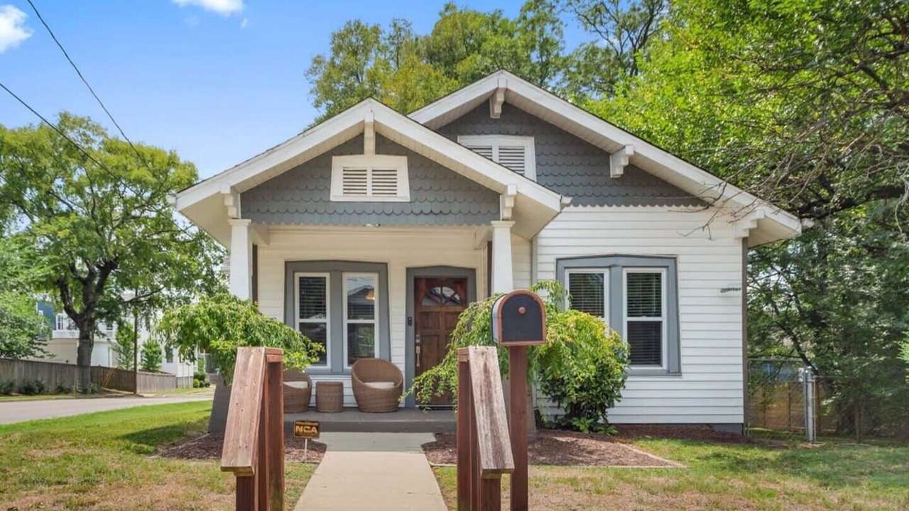 Photo of Outdoor in Shelby Hills