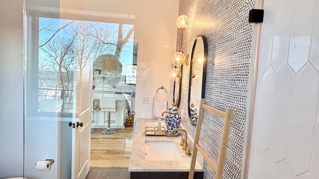 Photo of Bathroom in Fairview Heights