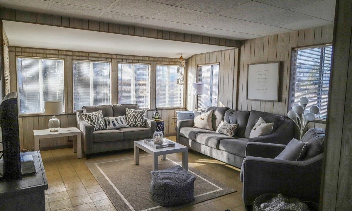 Photo of Livingroom in Westerly