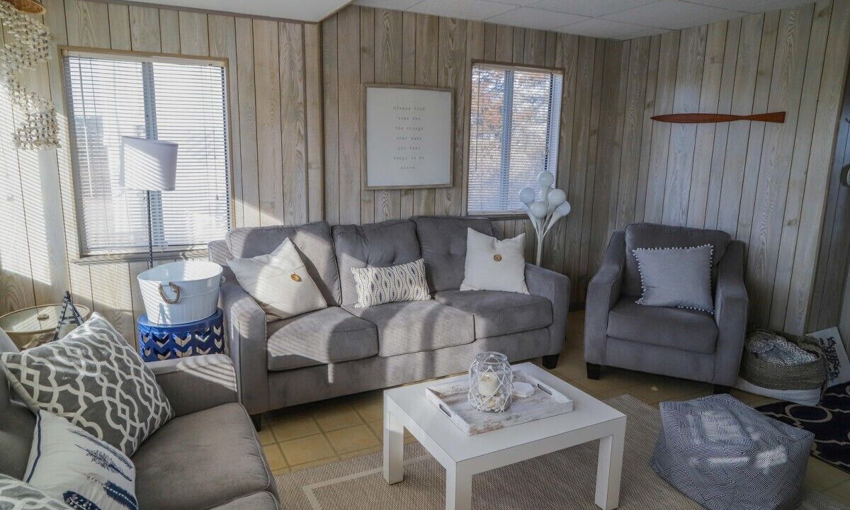 Photo of Livingroom in Westerly