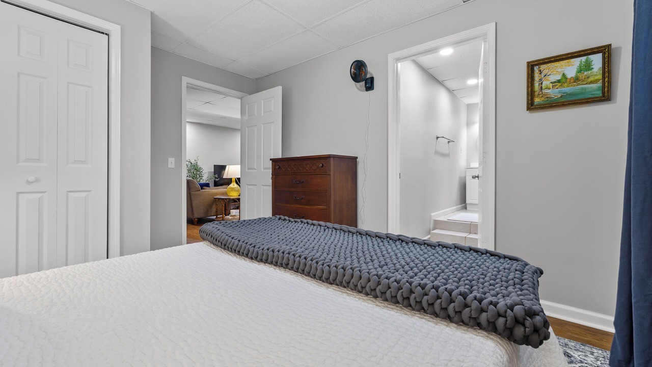 Photo of Bedroom in Inglewood