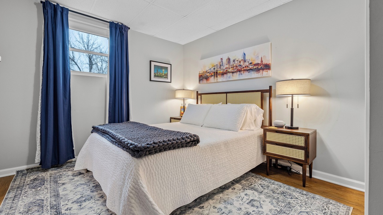 Photo of Bedroom in Inglewood