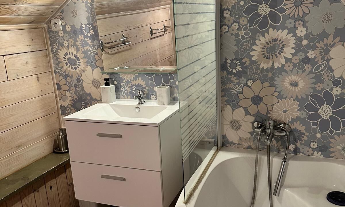 Photo of Bathroom in Meilhac