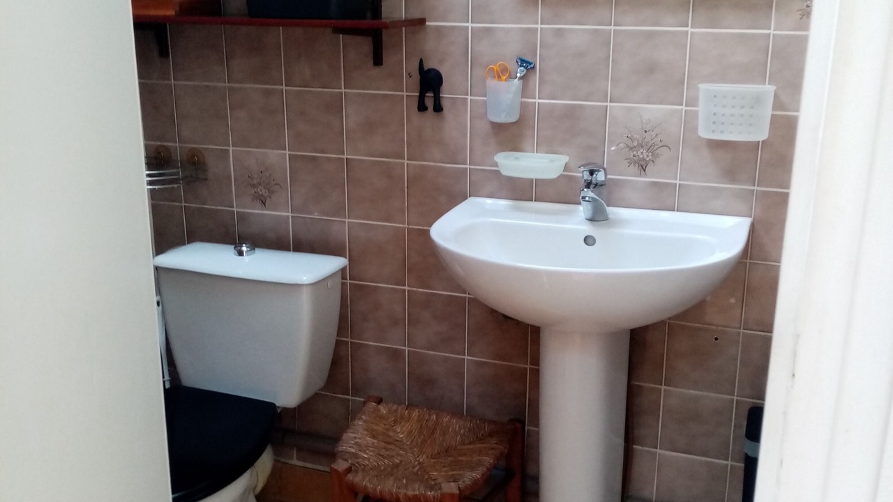Photo of Bathroom in Plounevez-Lochrist
