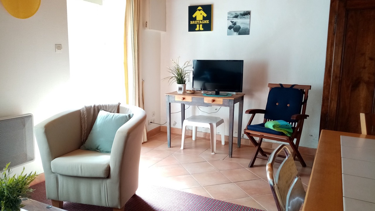 Photo of Livingroom in Plounevez-Lochrist