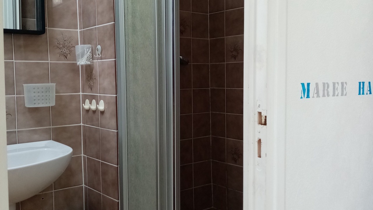 Photo of Bathroom in Plounevez-Lochrist