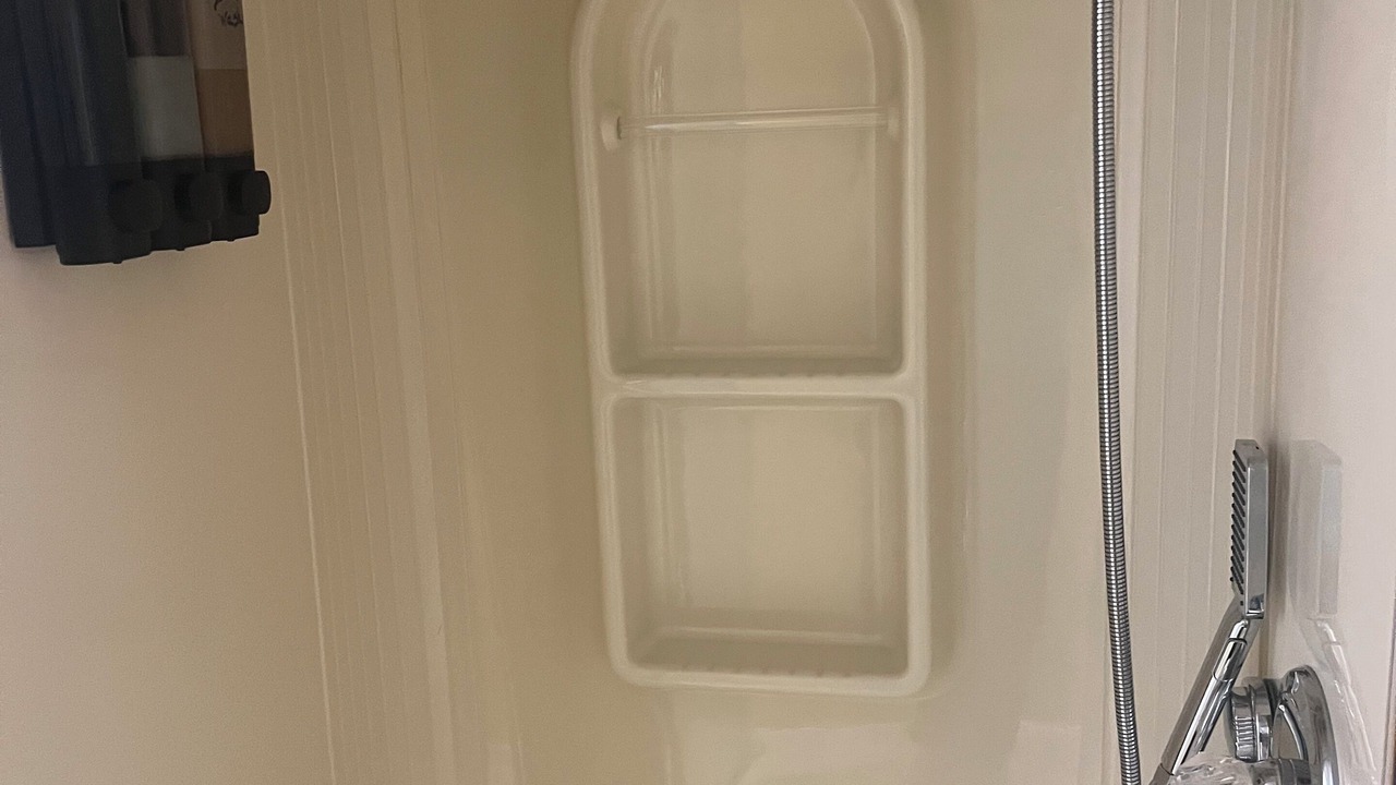 Photo of Bathroom in Fairlea