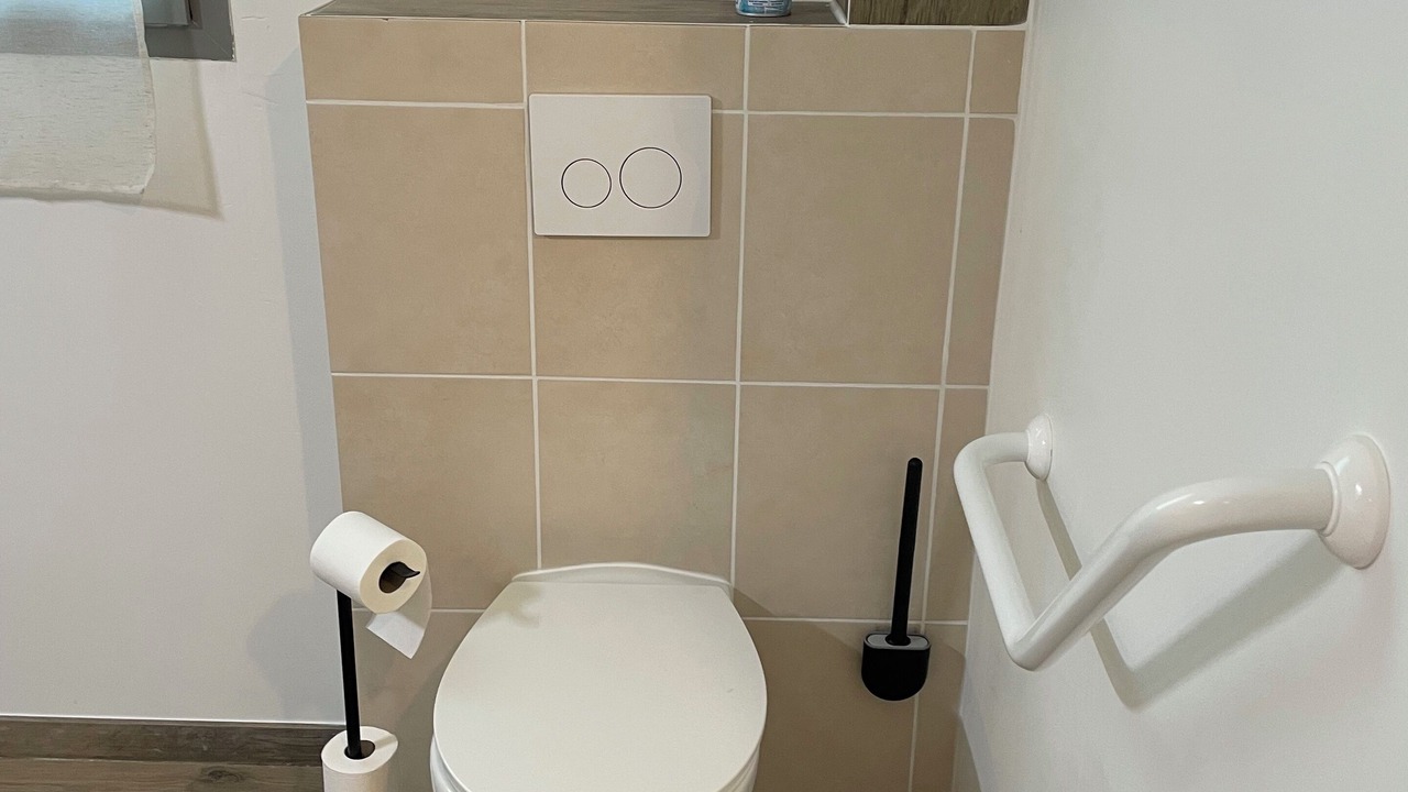 Photo of Bathroom in Seigy