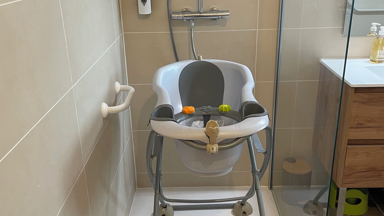 Photo of Bathroom in Seigy