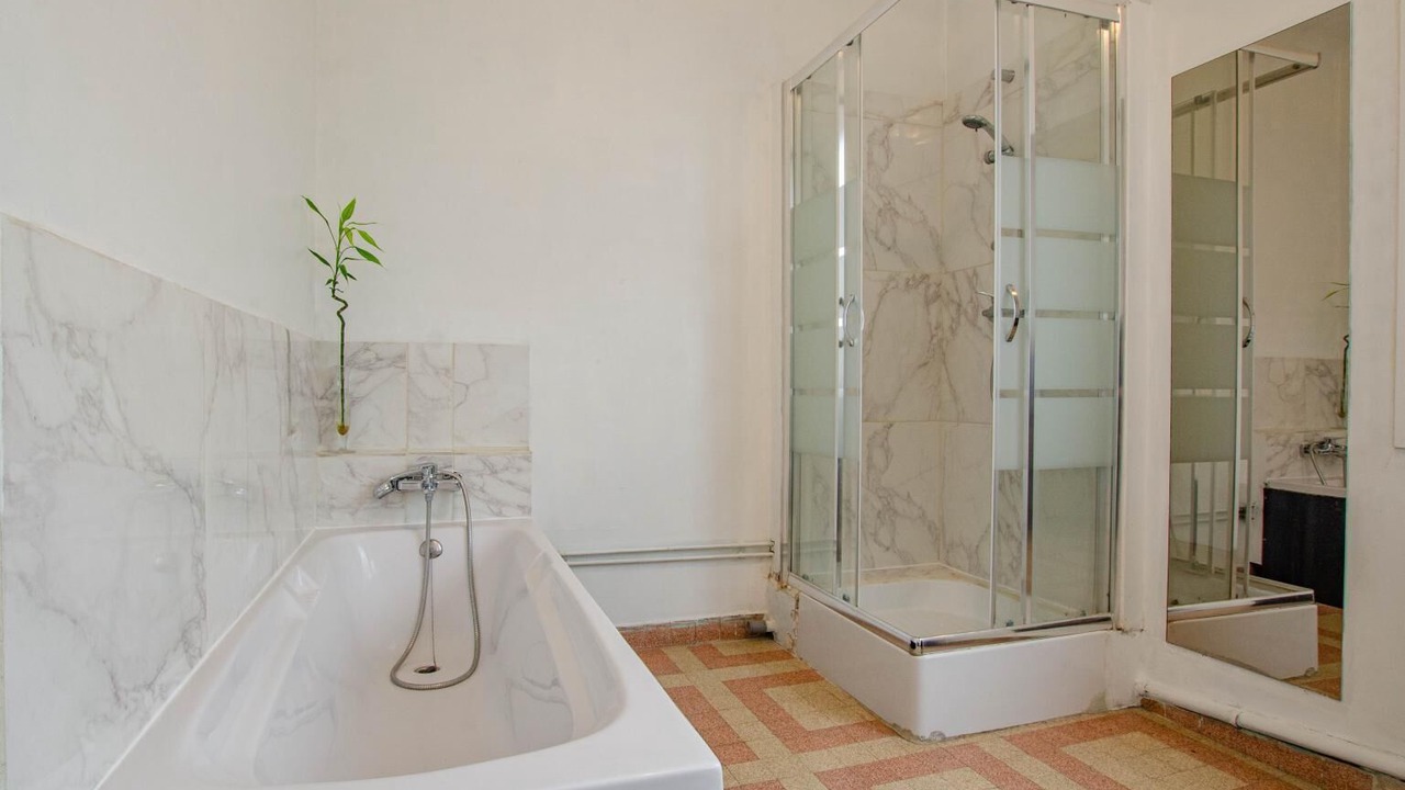 Photo of Bathroom in Chaource