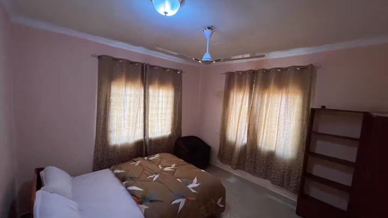 Photo of Bedroom in North Kaneshi
