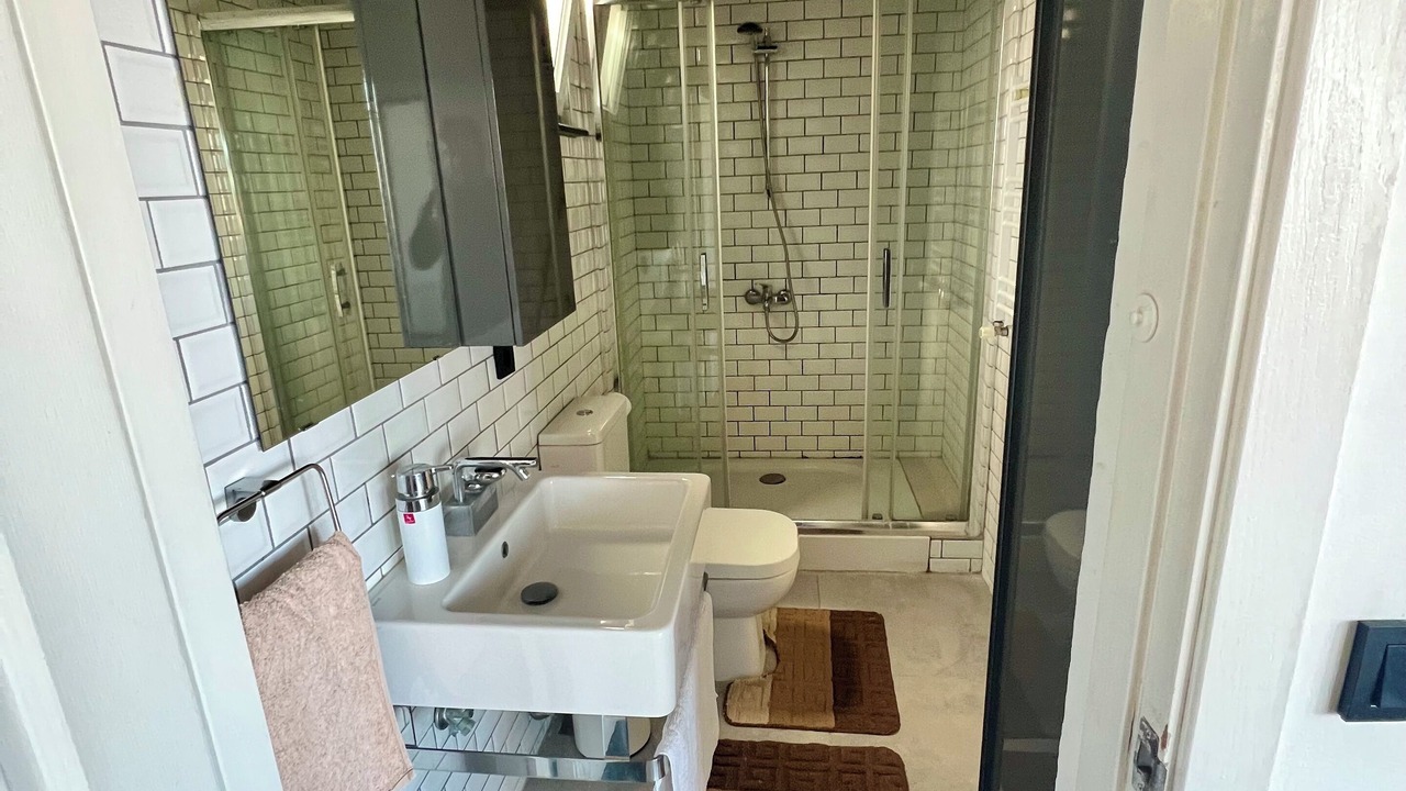 Photo of Bathroom in Cihangir