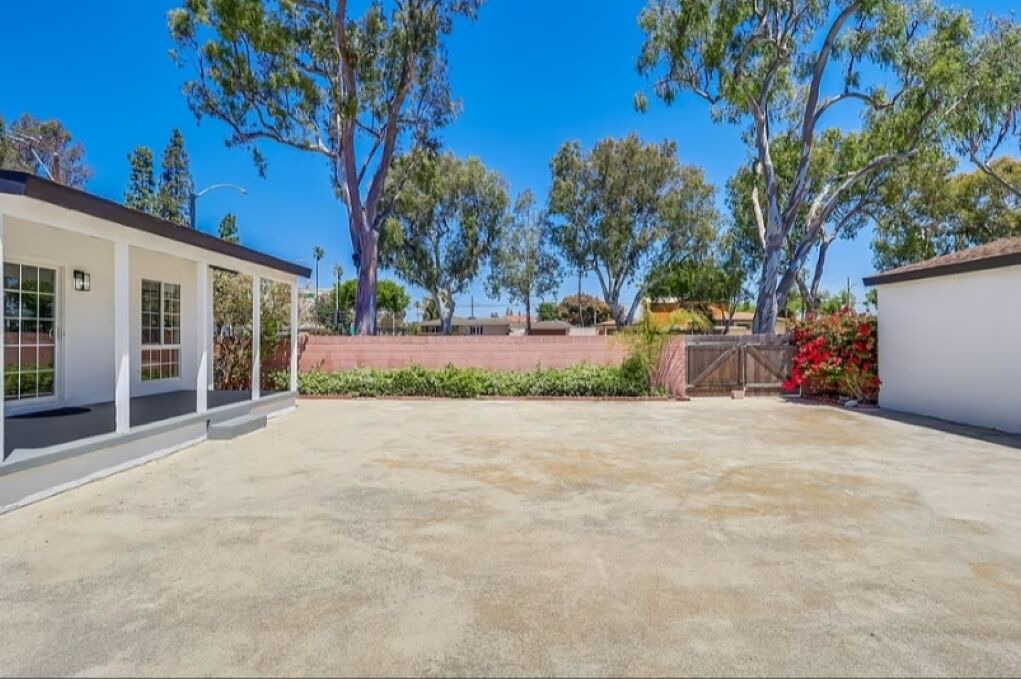 Photo of Patio Balcony in Madrona