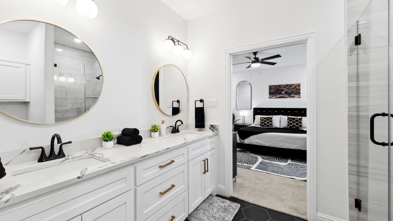 Photo of Bathroom in West Dallas