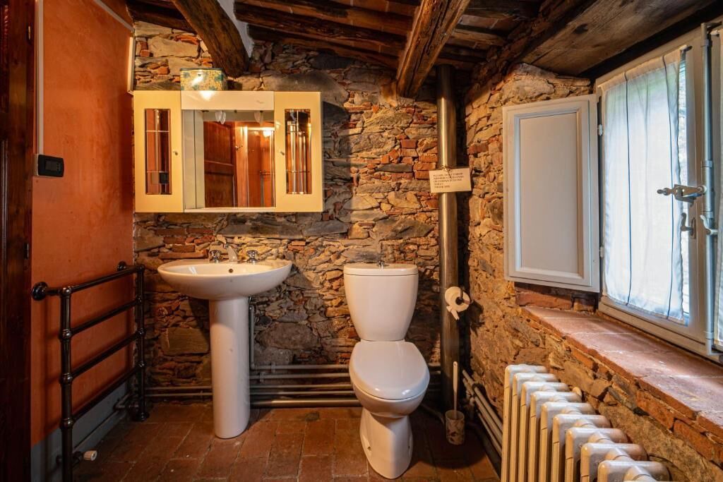 Photo of Bathroom in Sant'Andrea di Compito