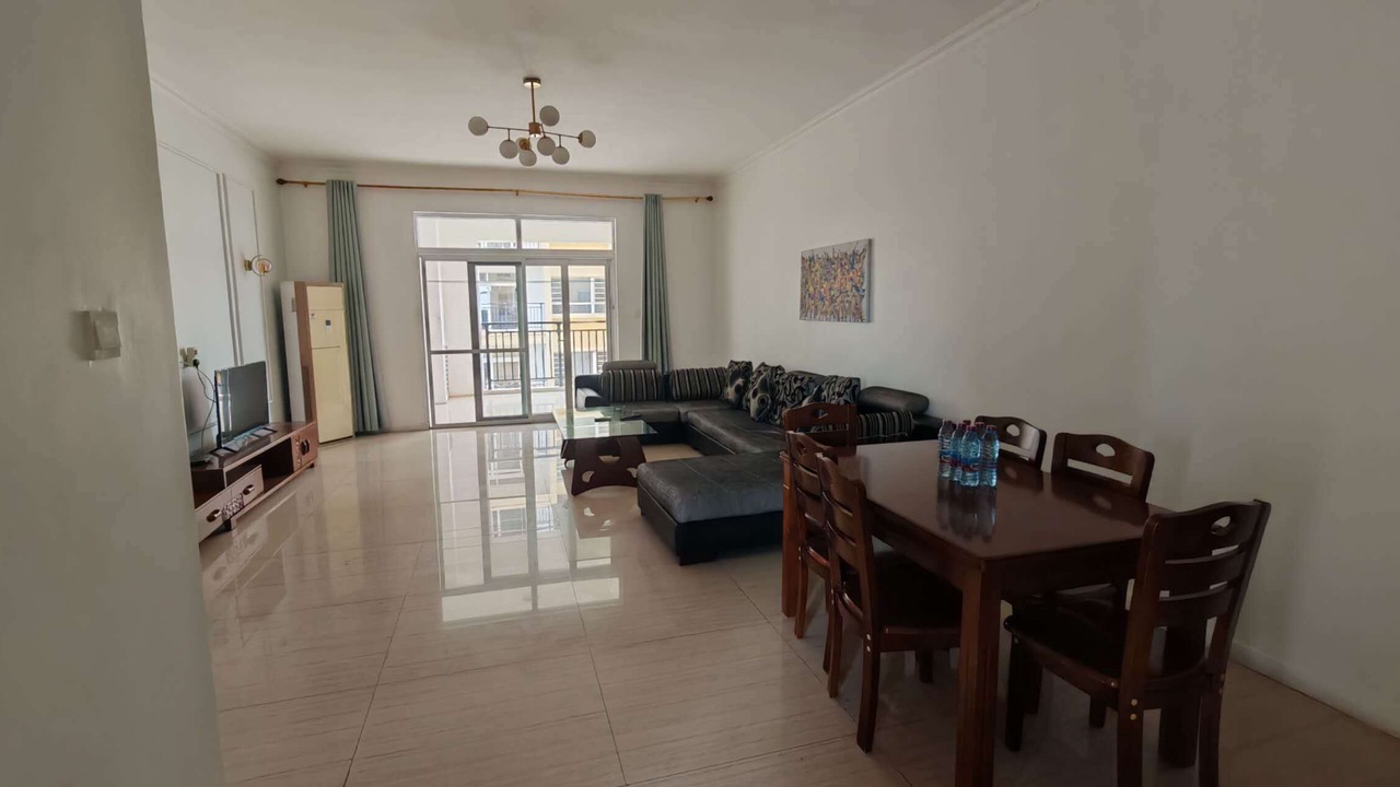 Photo of Livingroom in North Ridge