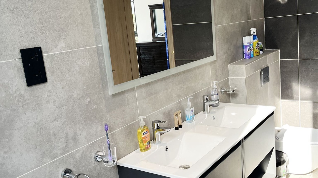 Photo of Bathroom in Greenhill