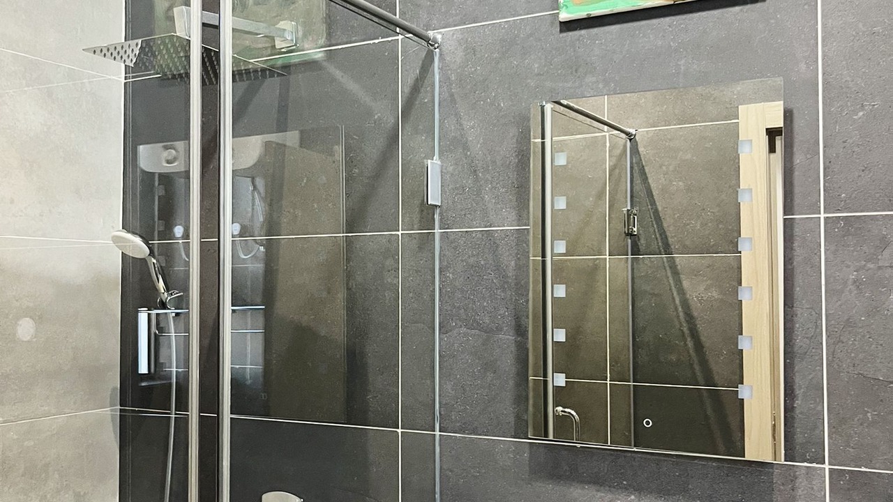 Photo of Bathroom in Greenhill