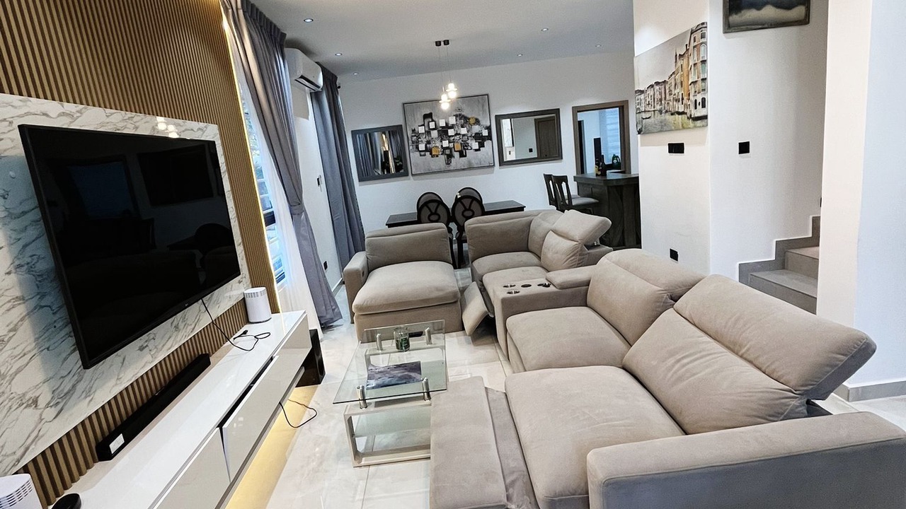 Photo of Livingroom in Greenhill