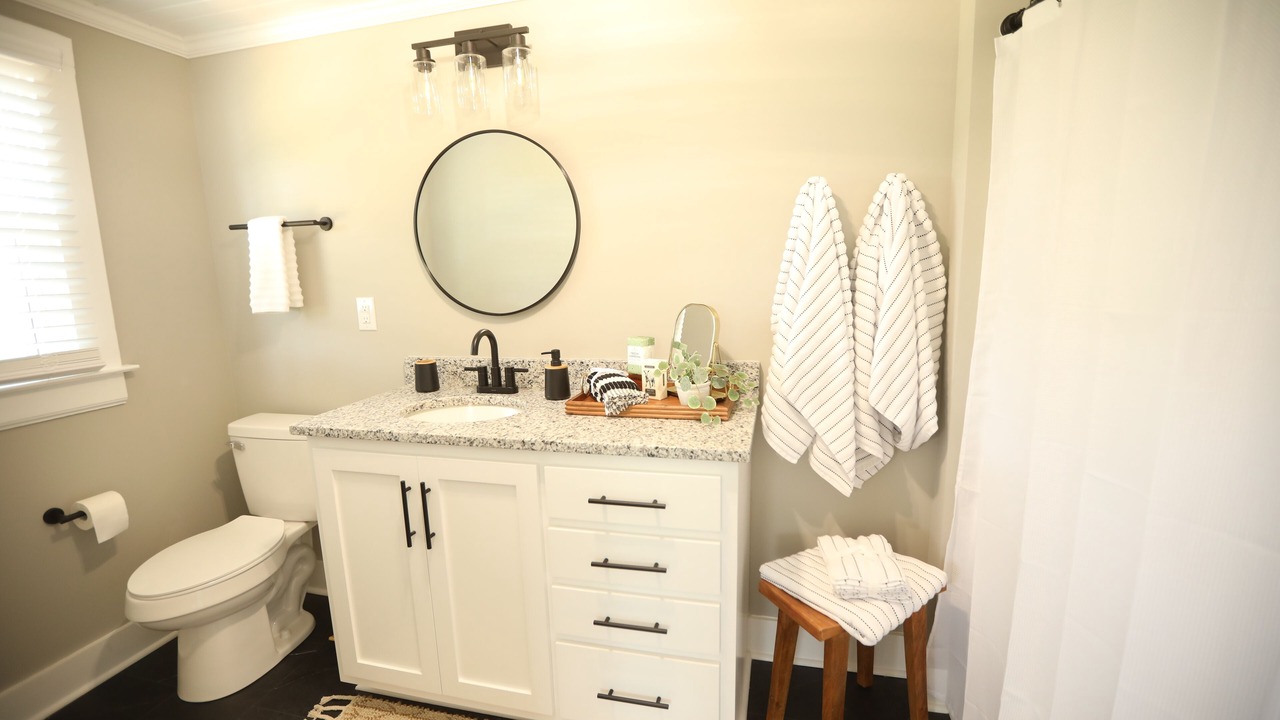 Photo of Bathroom in Castalia