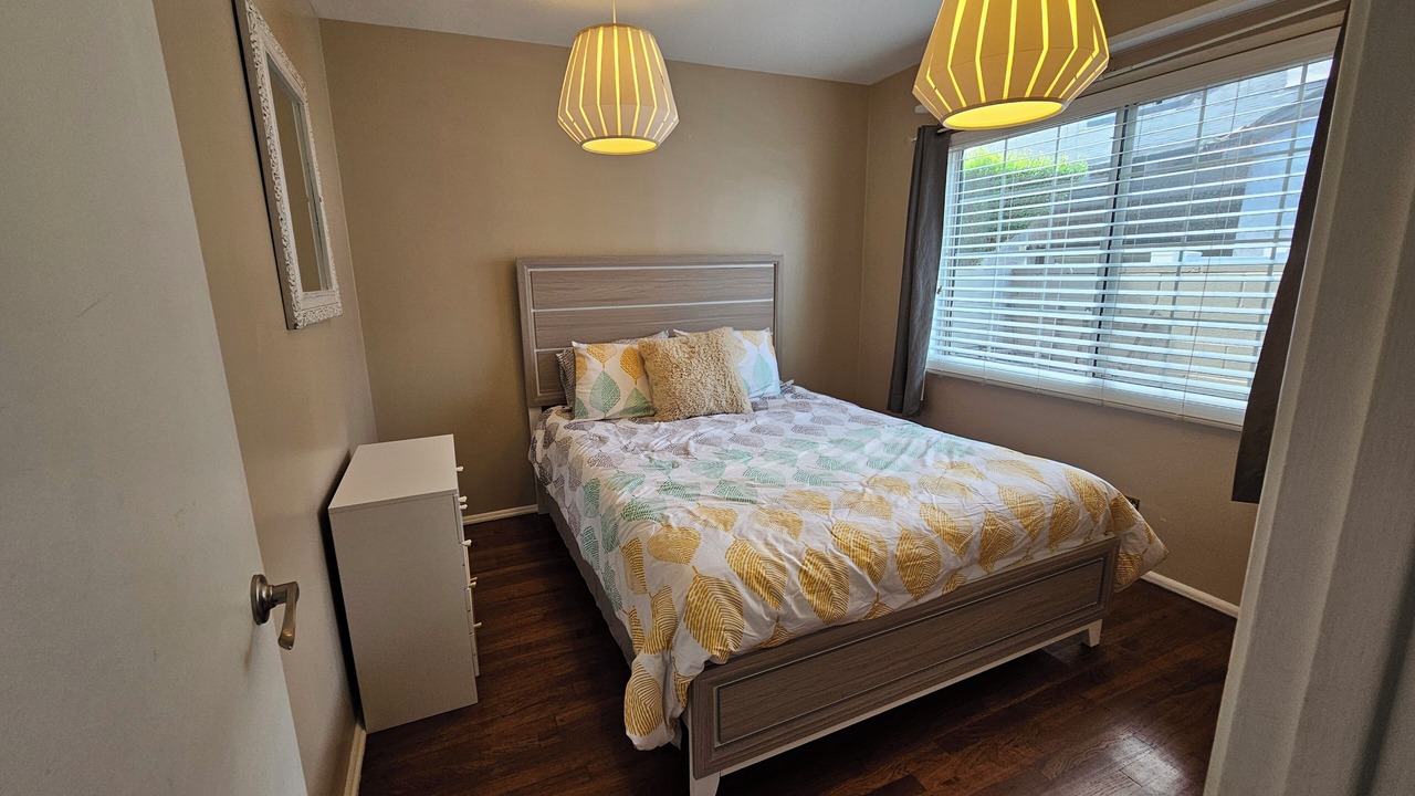 Photo of Bedroom in Harbor