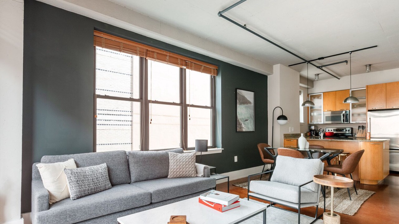Photo of Livingroom in Logan Circle