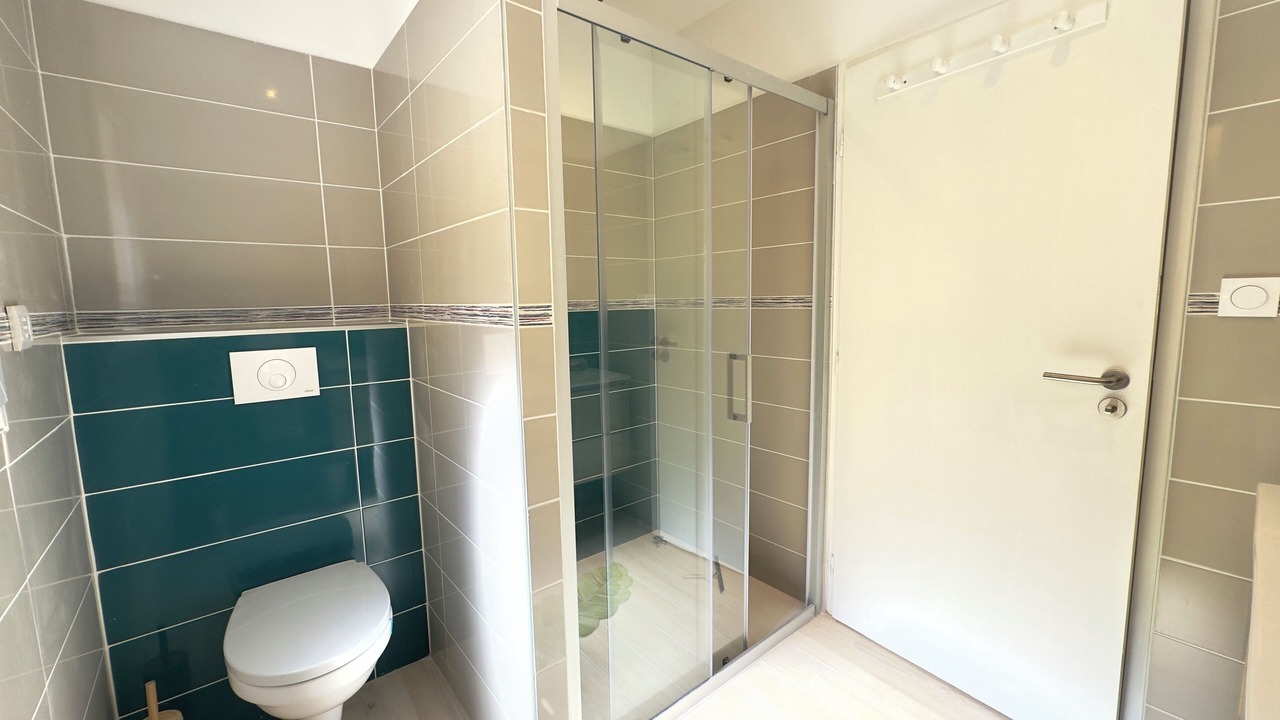Photo of Bathroom in Feytiat
