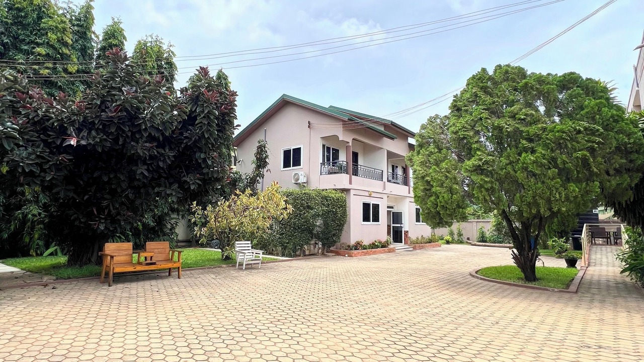 Photo of Outdoor in Adenta