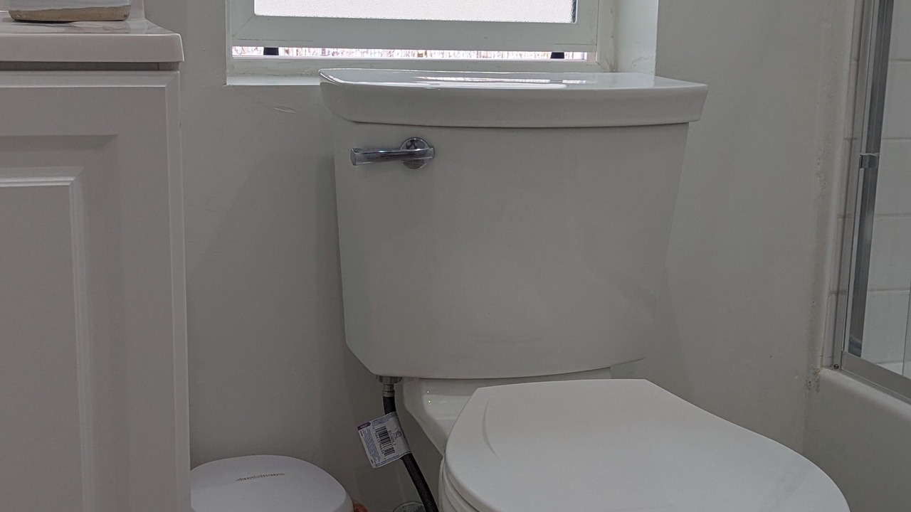Photo of Bathroom in Lawndale