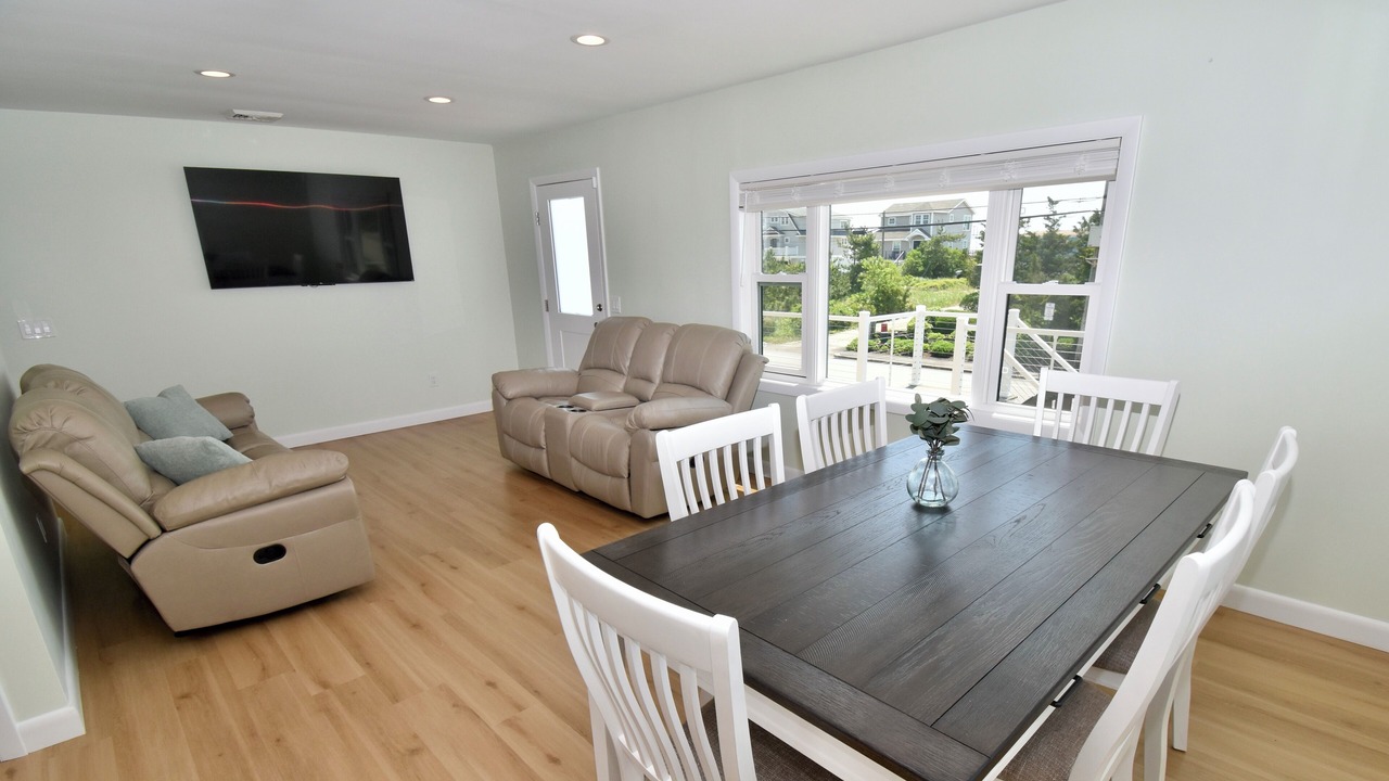 Photo of Livingroom in Westerly