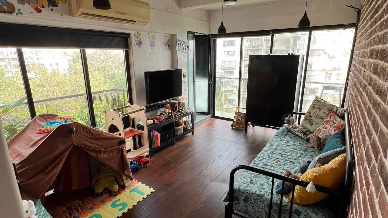 Photo of Bedroom in Prabhadevi