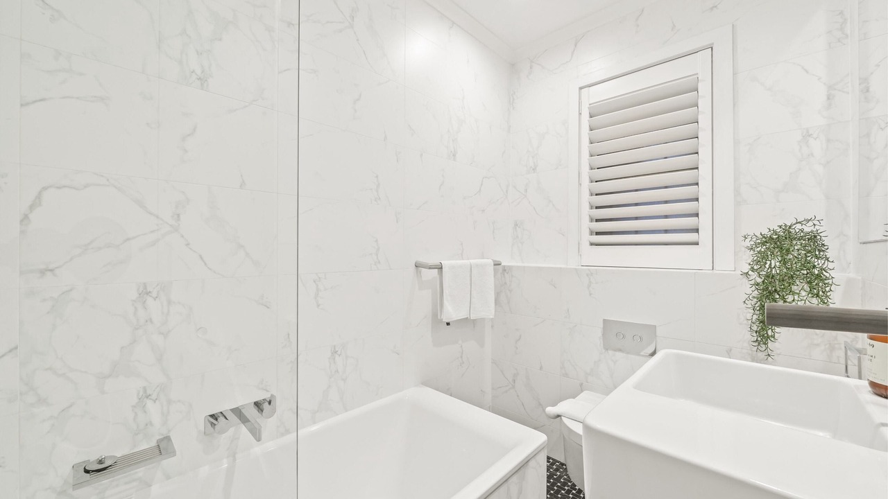 Photo of Bathroom in Elizabeth Bay