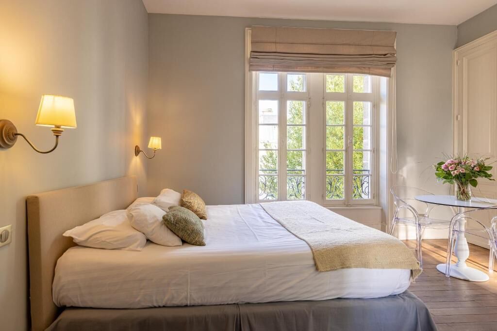 Photo of Bedroom in Limoges