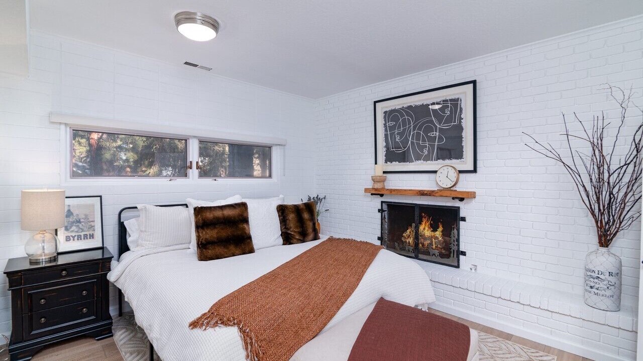 Photo of Bedroom in Skyland