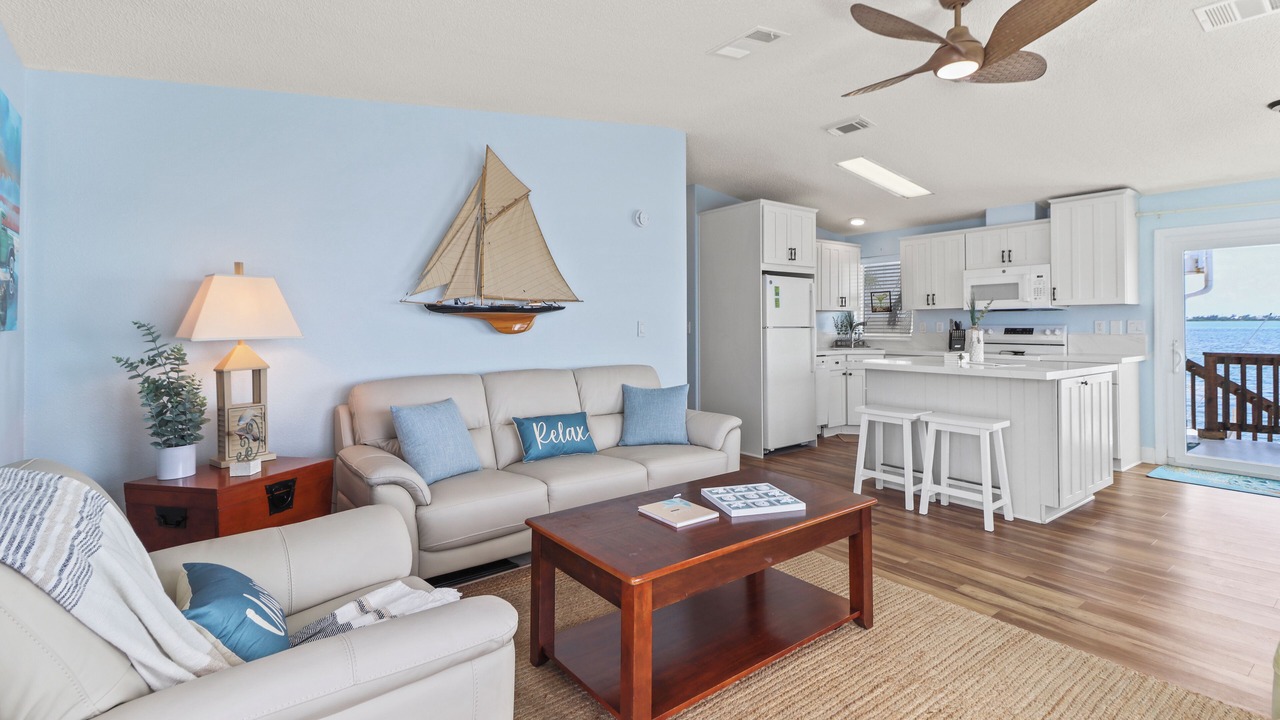 Photo of Livingroom in Cutthroat Harbor Estates