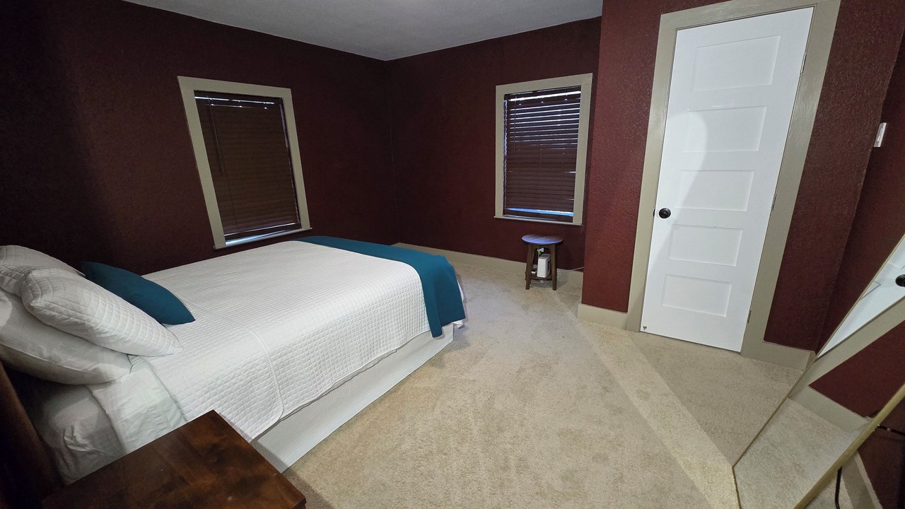 Photo of Bedroom in Oak Cliff