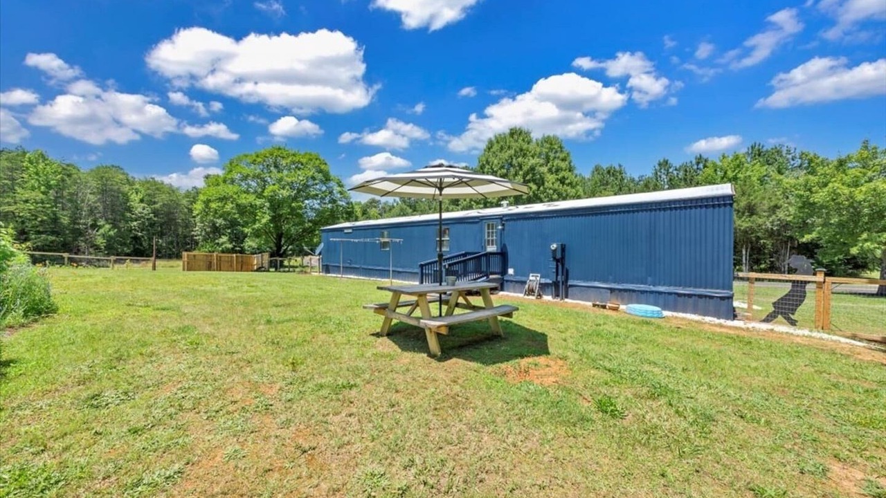 Photo of Outdoor in Scottsburg