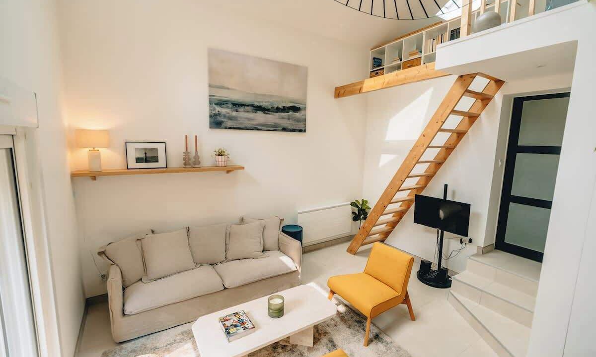 Photo of Livingroom in Lantic